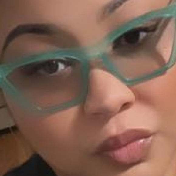 Accessories - Cat Eyes Sunglasses. White ONLY. Green is for show